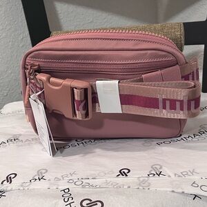 LULULEMON NWT AUTHENTIC EVERYWHERE WORDMARK 1L BELT BAG